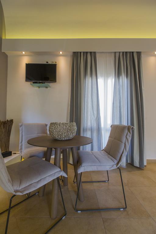 Anassa Deluxe Kamári